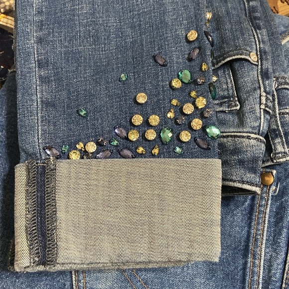 Chico Embellished Blue Jeans - Picture 11 of 12